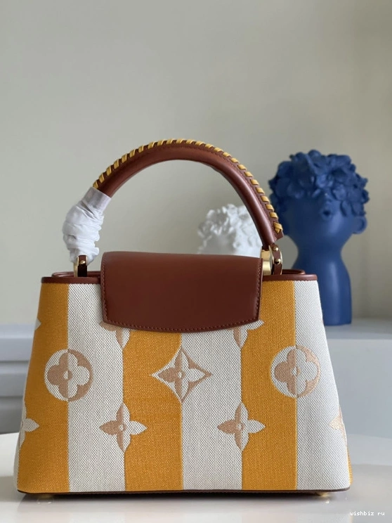 WIS MM VUITTON LOUIS CAPUCINES 0311